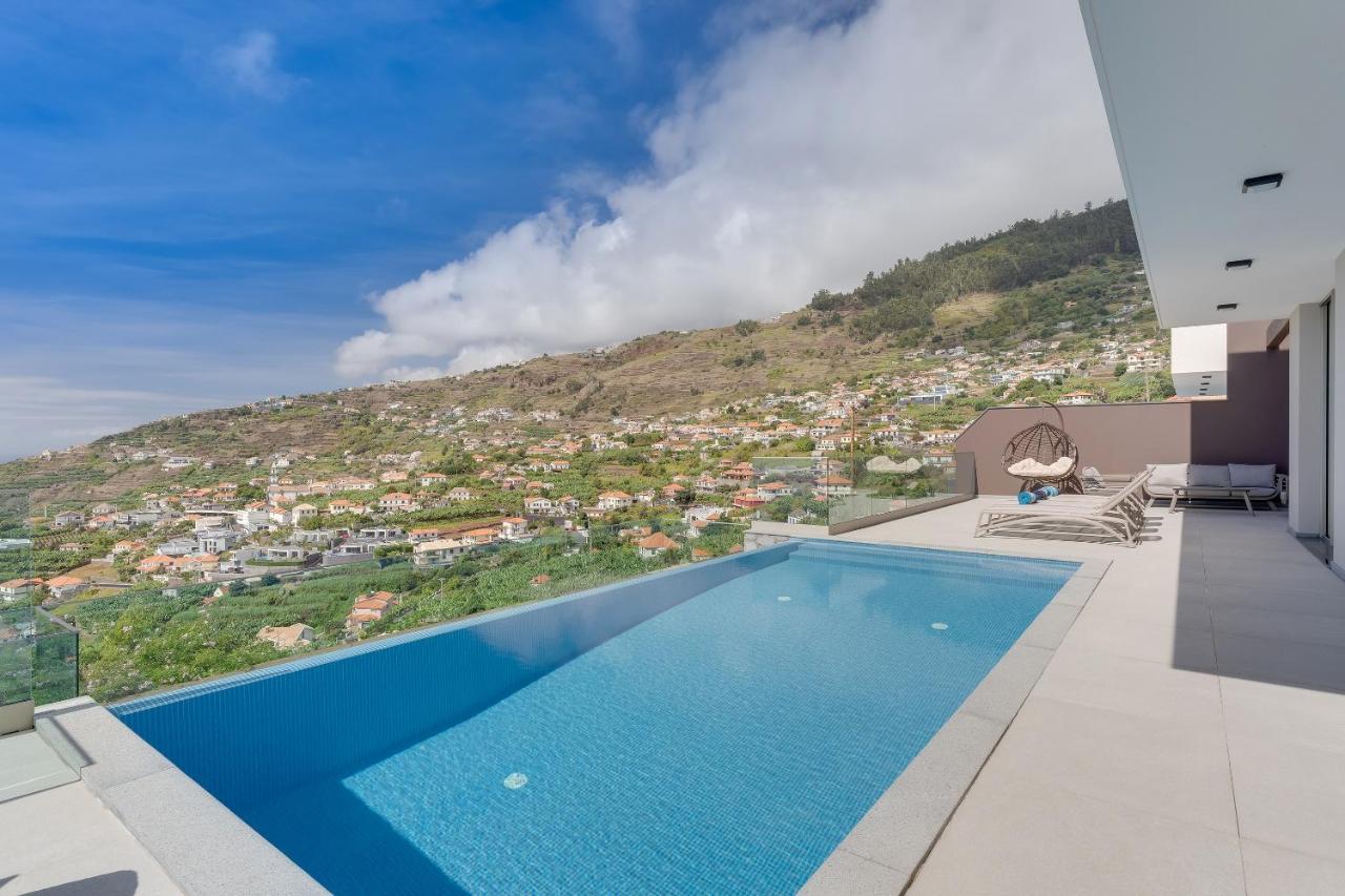 Luxury Villa Bianca By Holiday Rental Madeira أركو دا كالهيتا المظهر الخارجي الصورة